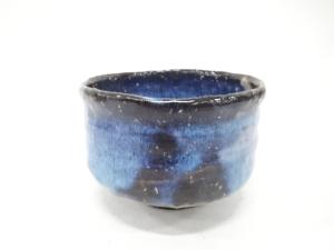 萩焼　山根清玩造　窯変　茶碗(無地箱付)